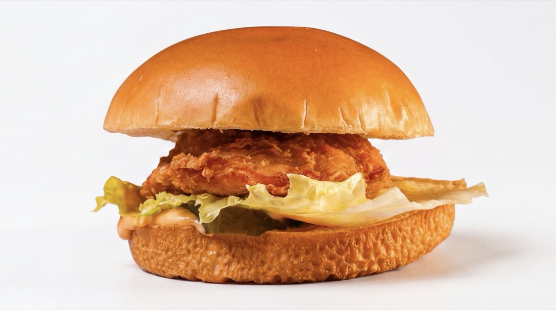 Smash Republic crispy chicken sandwich